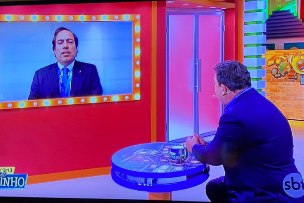 Pedro Duarte Guimarães ressalta a importância da coordenação entre governo e Caixa para definir um cronograma de pagamentos eficiente durante a crise.