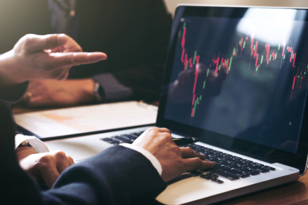 Rodrigo Balassiano mostra como a digitalização dos processos está transformando a estruturação de fundos com mais agilidade e segurança.