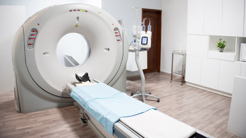 Dra. Thaline Neves explica como o PET-CT se tornou um exame avançado para diagnóstico preciso e acompanhamento de doenças.